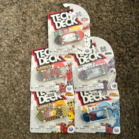 Tech Deck ULTRA RARES Fingerboards - Picture 2 of 7